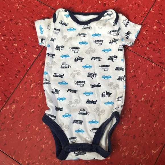 Lot of 0-3 months clothes - Picture 7 of 10